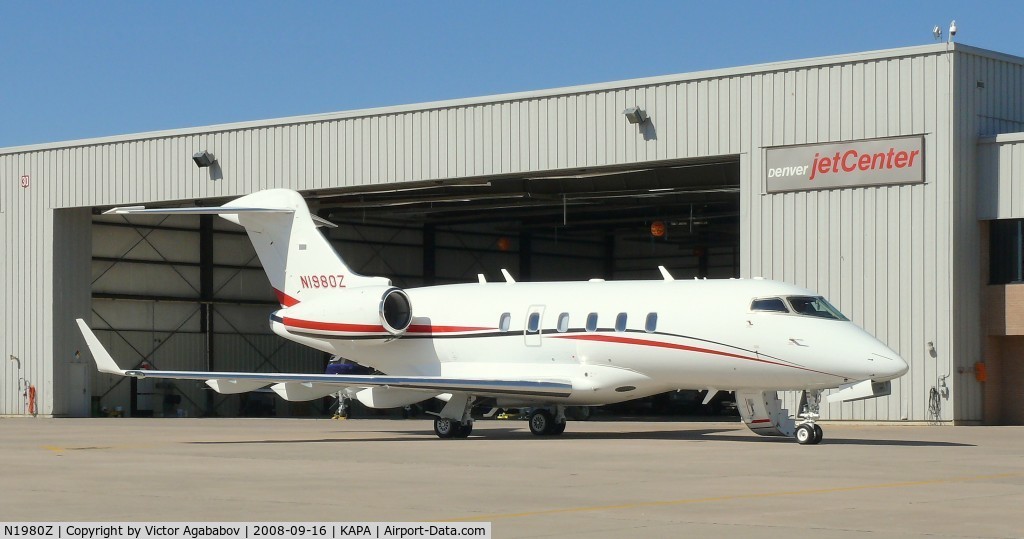 N1980Z, 2005 Bombardier Challenger 300 (BD-100-1A10) C/N 20049, At Centennial