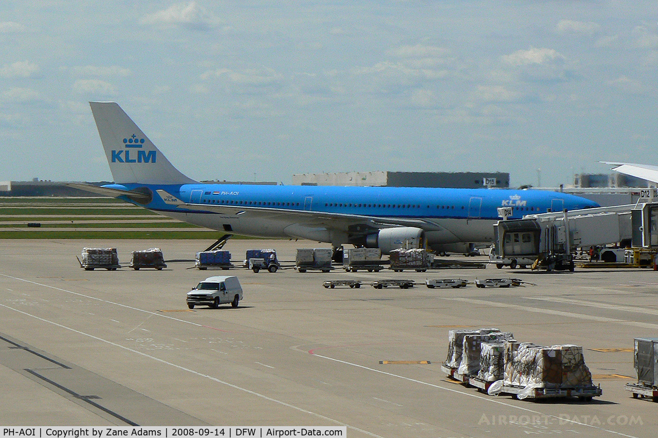 PH-AOI, 2007 Airbus A330-203 C/N 819, KLM at the gate - DFW