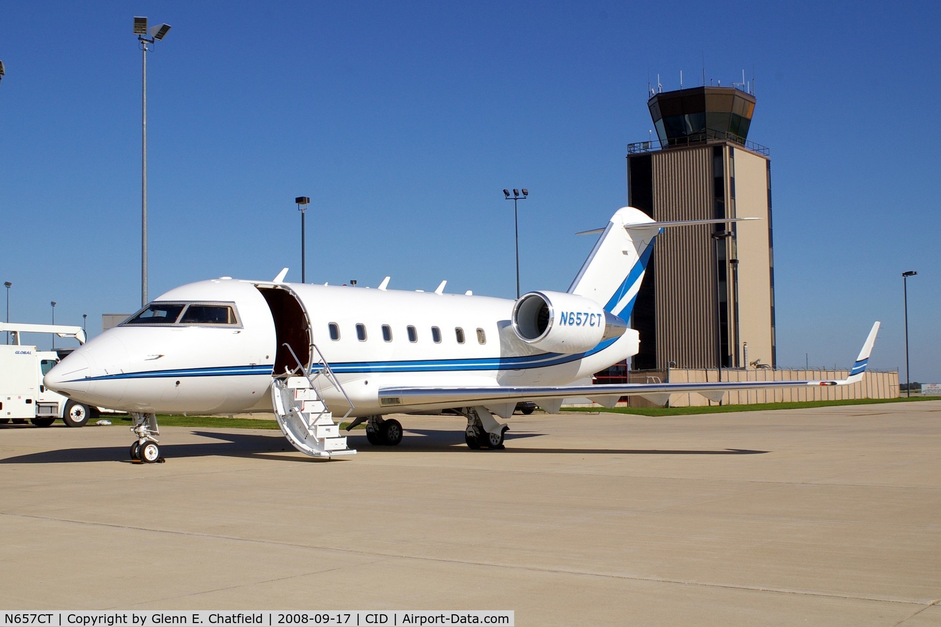 N657CT, 2006 Bombardier Challenger 604 (CL-600-2B16) C/N 5665, On the Landmark ramp.