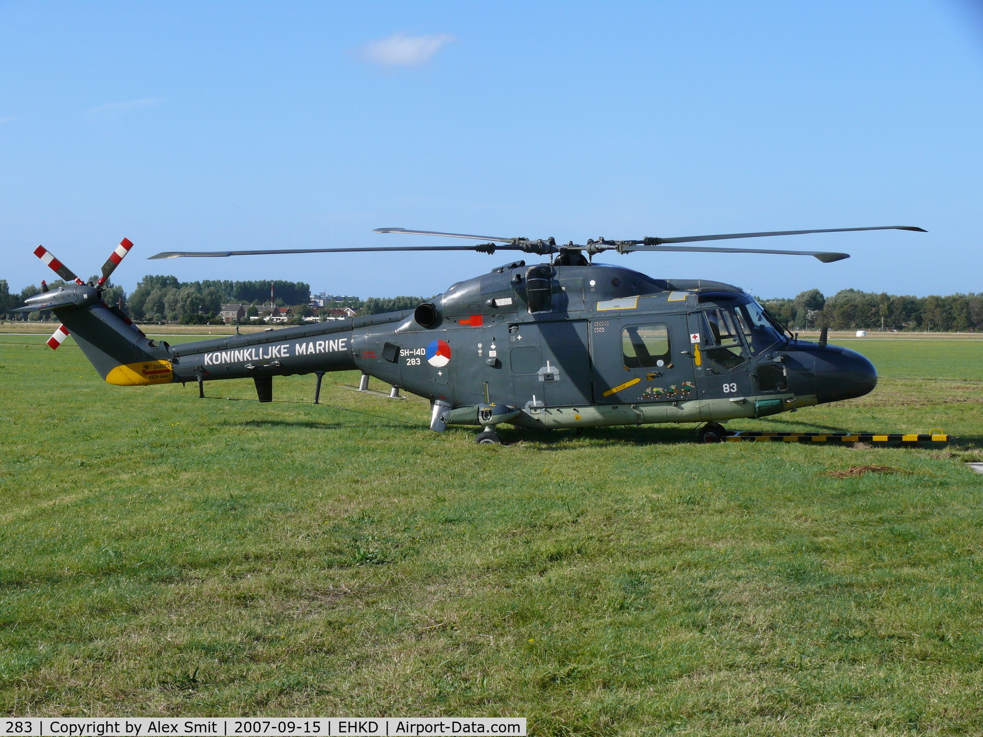 283, Westland SH-14D Lynx C/N 219, Royal Netherlands Navy Lynx parked in the sun