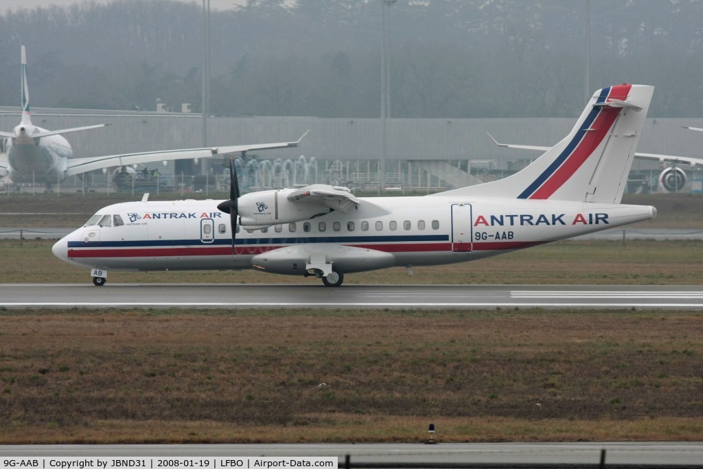 9G-AAB, 1987 ATR 42-300 C/N 041, ATR42-300