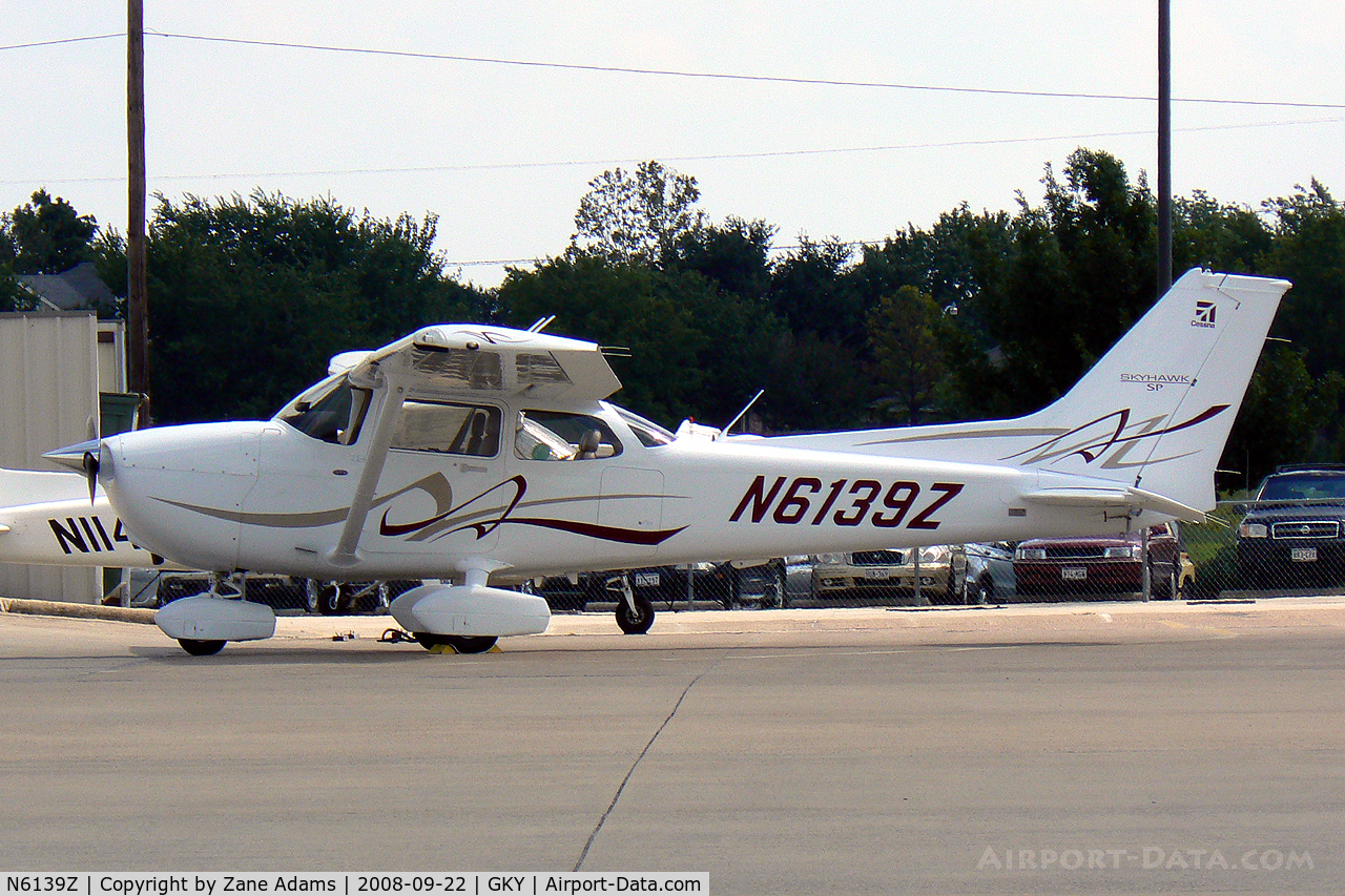 N6139Z, 2008 Cessna 172S C/N 172S10683, At Arlington Municipal