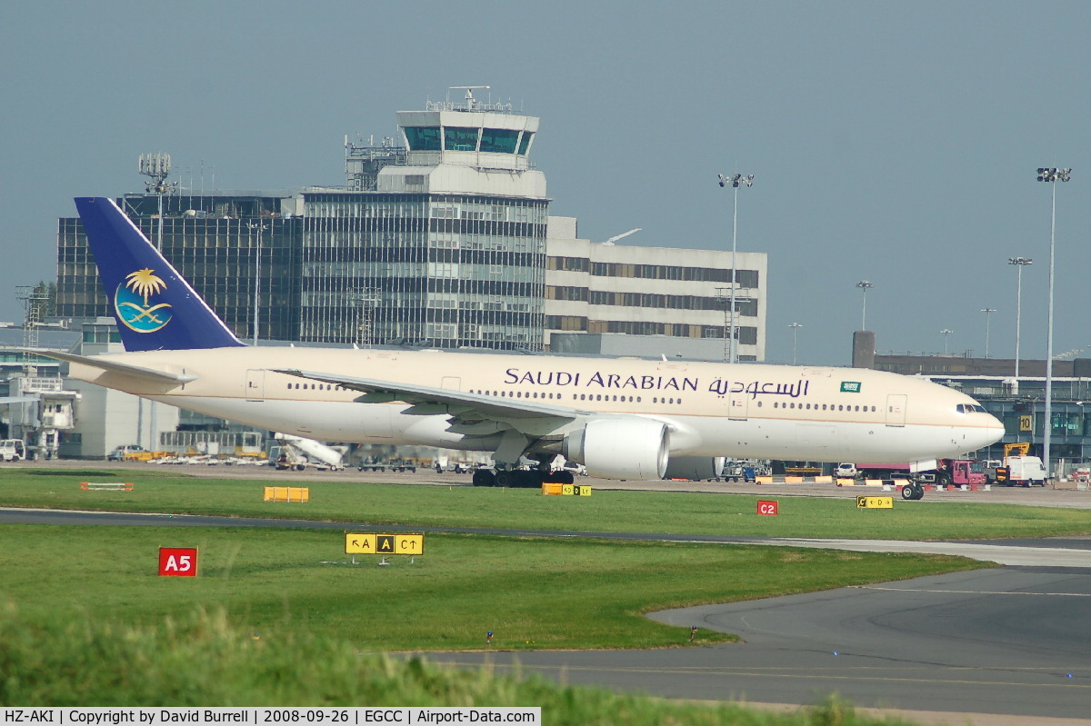 HZ-AKI, 1998 Boeing 777-268/ER C/N 28352, Saudi Arabian - Taxiing