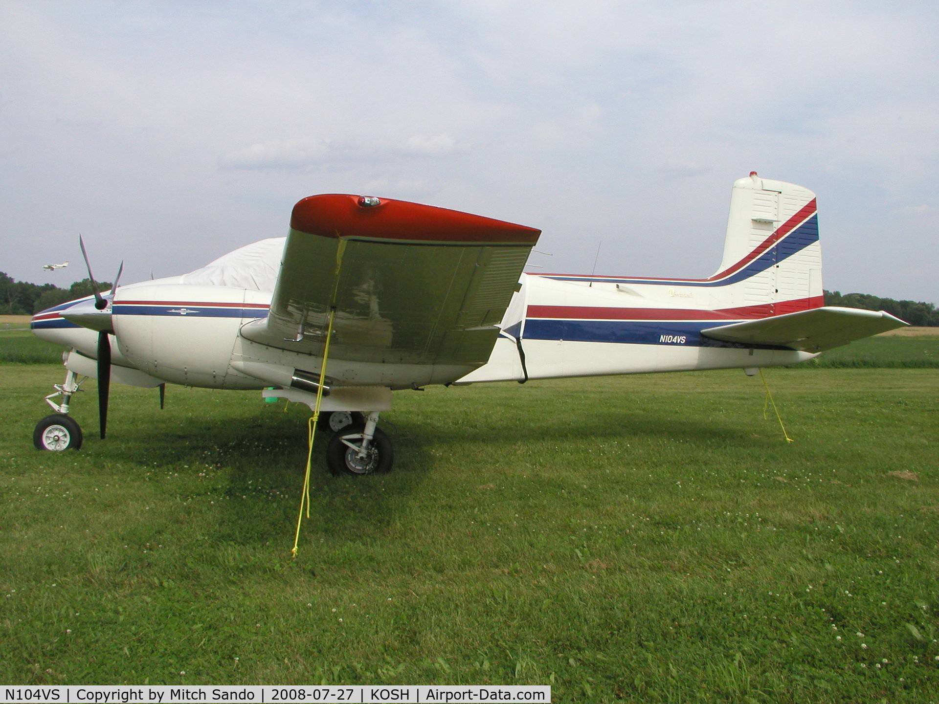 N104VS, 1961 Beech D50E Twin Bonanza C/N DH-320, EAA AirVenture 2008.
