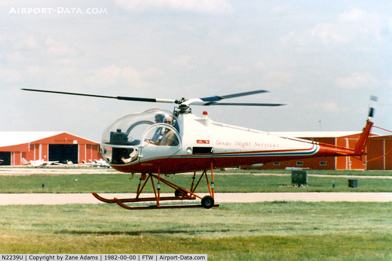 N2239U, 1967 Brantly B-2B C/N 477, At Meacham Field