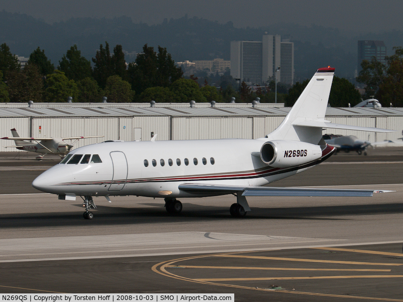 N269QS, 2002 Dassault Falcon 2000 C/N 169, N269QS departing on RWY 21