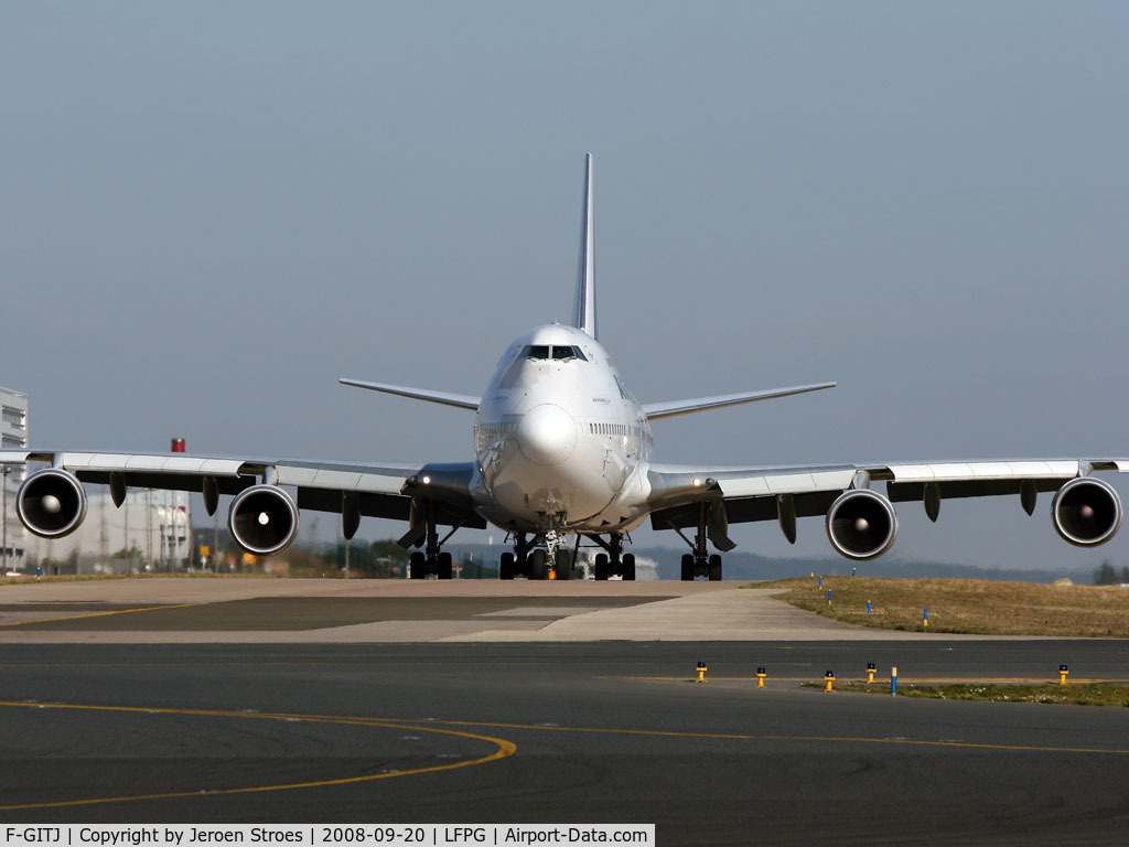 F-GITJ, 2004 Boeing 747-428 C/N 32871, .