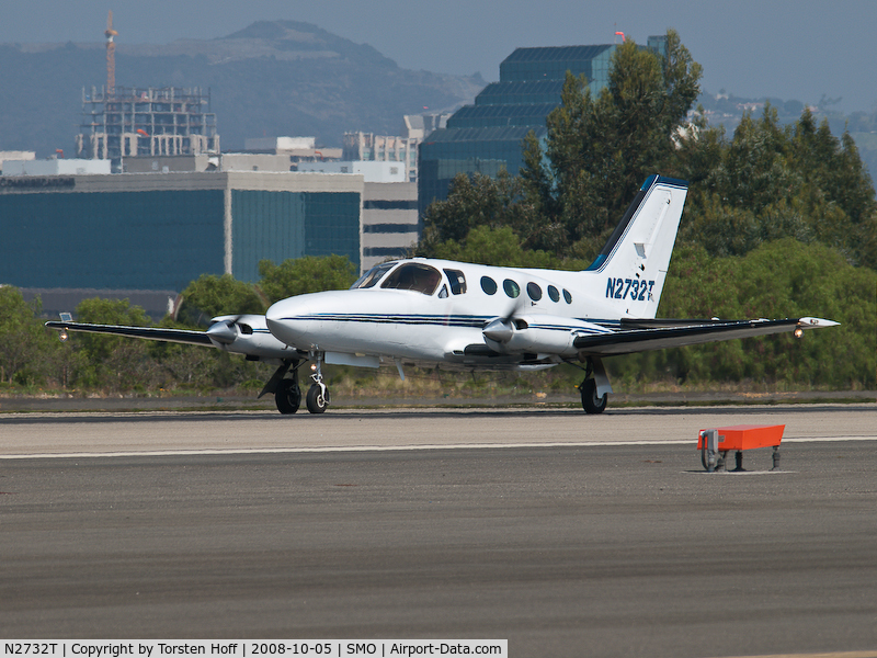 N2732T, 1979 Cessna 414A Chancellor C/N 414A0449, N2732T departing on RWY 21