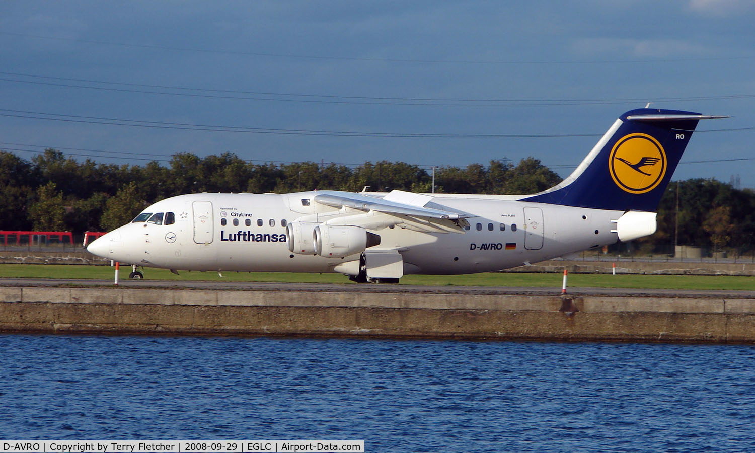 D-AVRO, 1994 British Aerospace Avro 146-RJ85 C/N E.2246, Lufthansa RJ85 Avro at London City