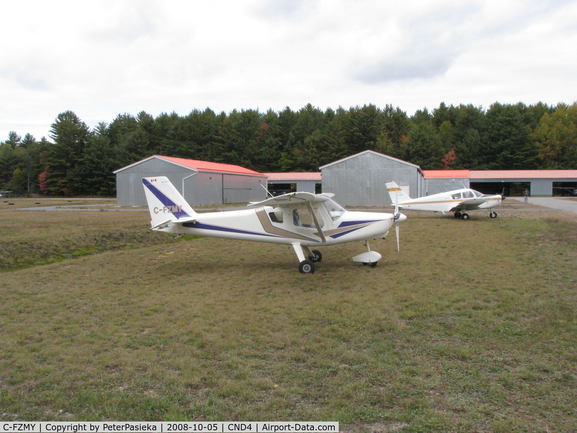 C-FZMY, 1999 Ultravia Le Pelican 914 C/N 599, @ Haliburton/Stanhope Muni Airport, Ontario Canada. Fall Colours Fly-in 2008