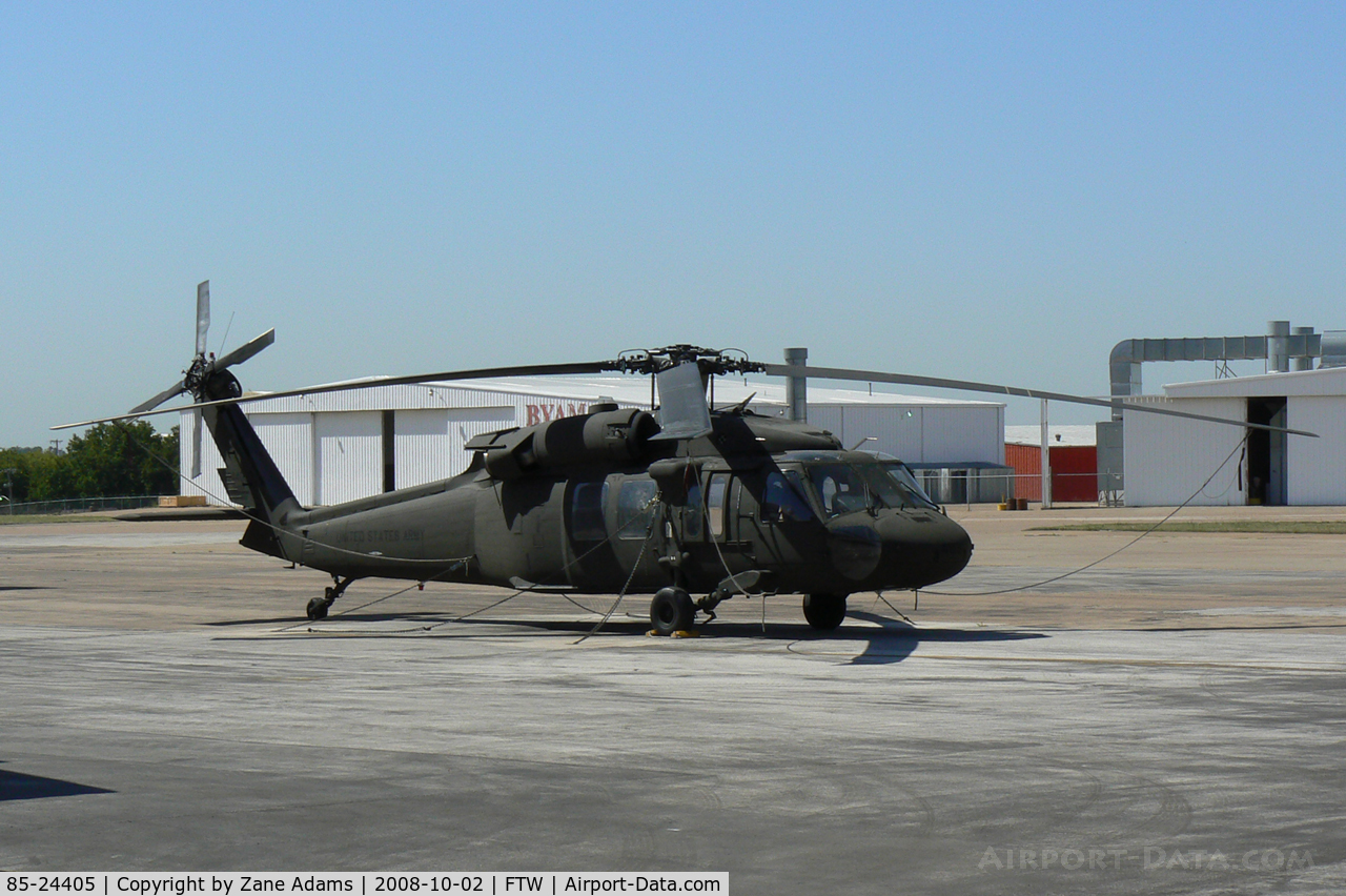 85-24405, 1985 Sikorsky UH-60A Black Hawk C/N 70-882, At Meacham Field