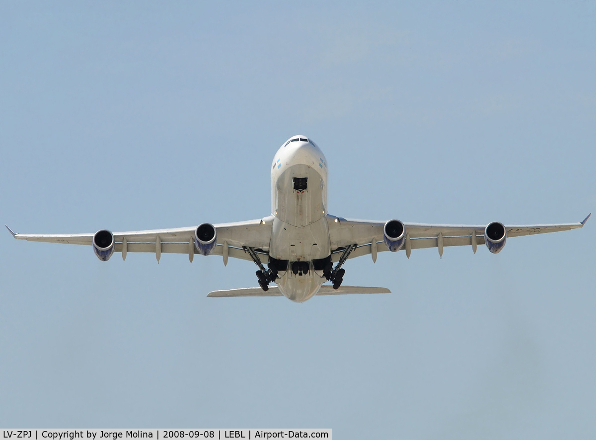 LV-ZPJ, 1994 Airbus A340-211 C/N 074, Amazing take off..!!!