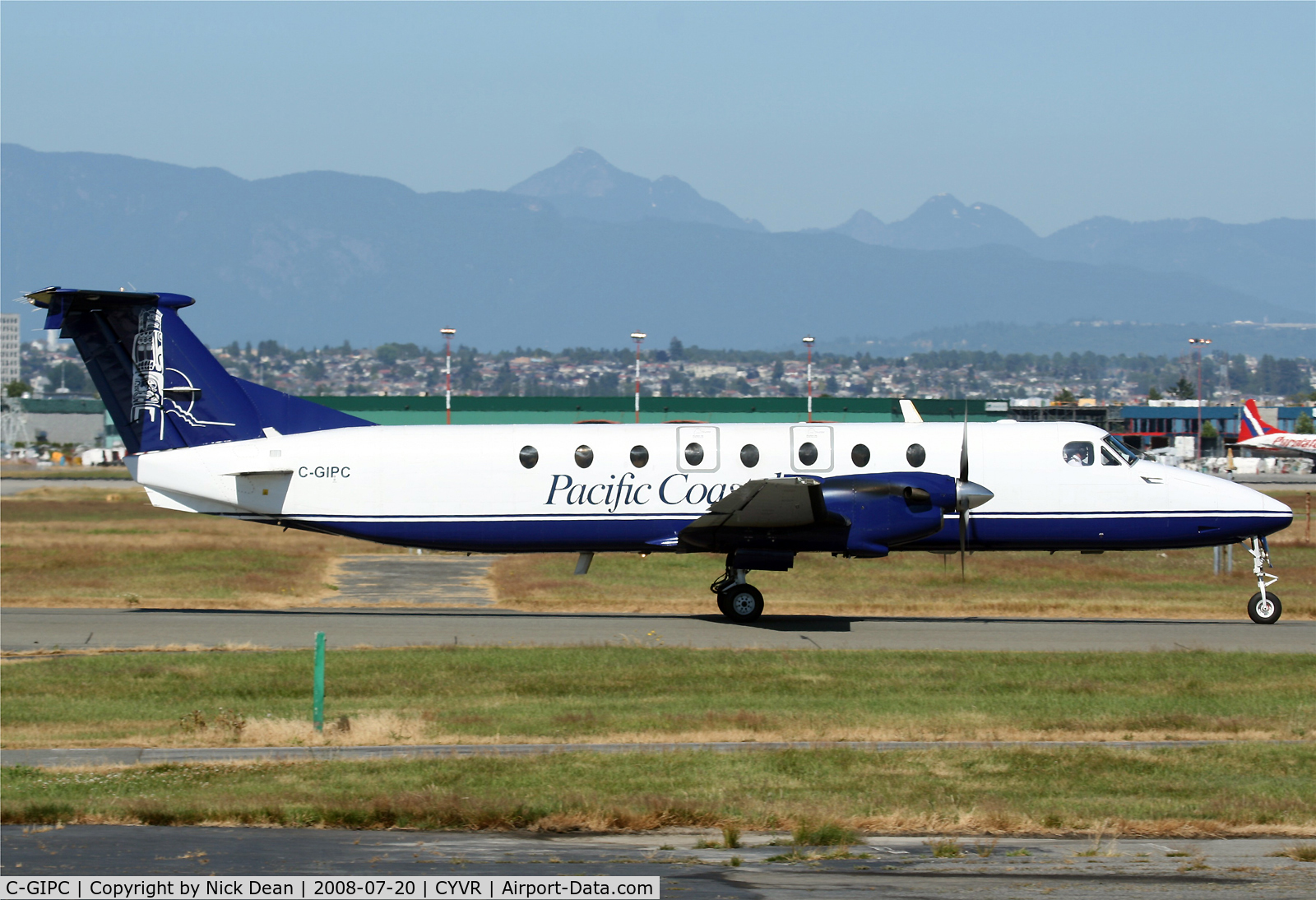 C-GIPC, 1990 Beech 1900C-1 C/N UC-110, /