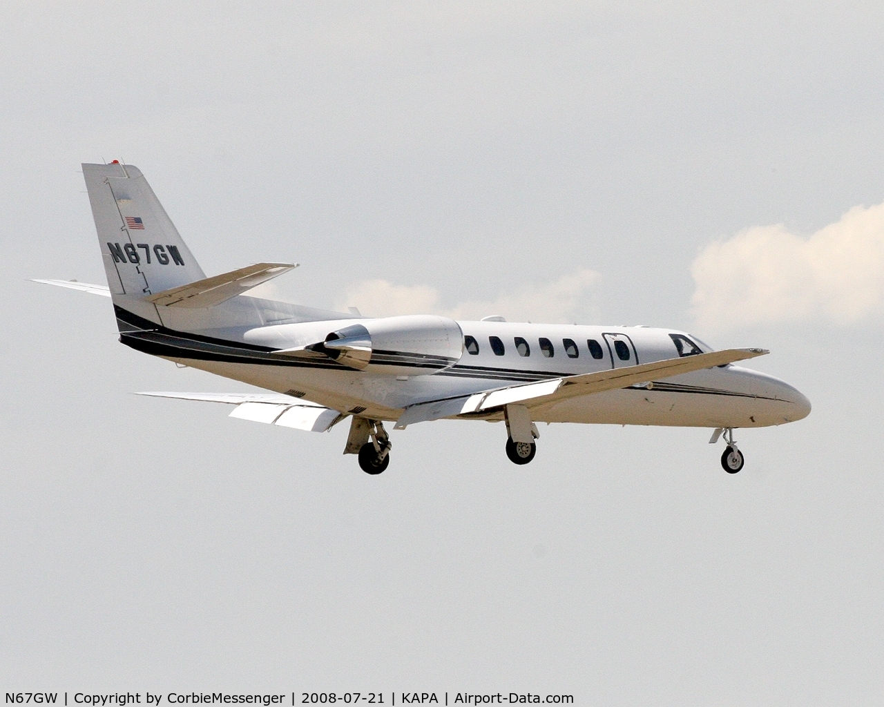 N67GW, 2003 Cessna 560 Citation Encore C/N 560-0641, Cessna Citation on final for 35L at KAPA.