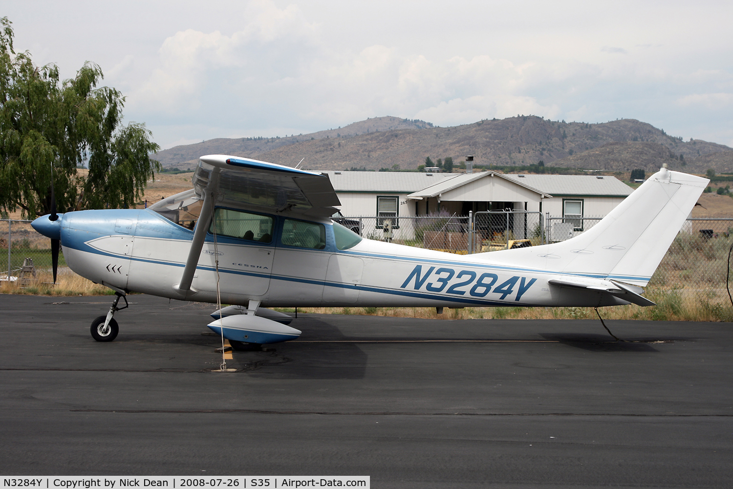 N3284Y, 1962 Cessna 182E Skylane C/N 18254284, /