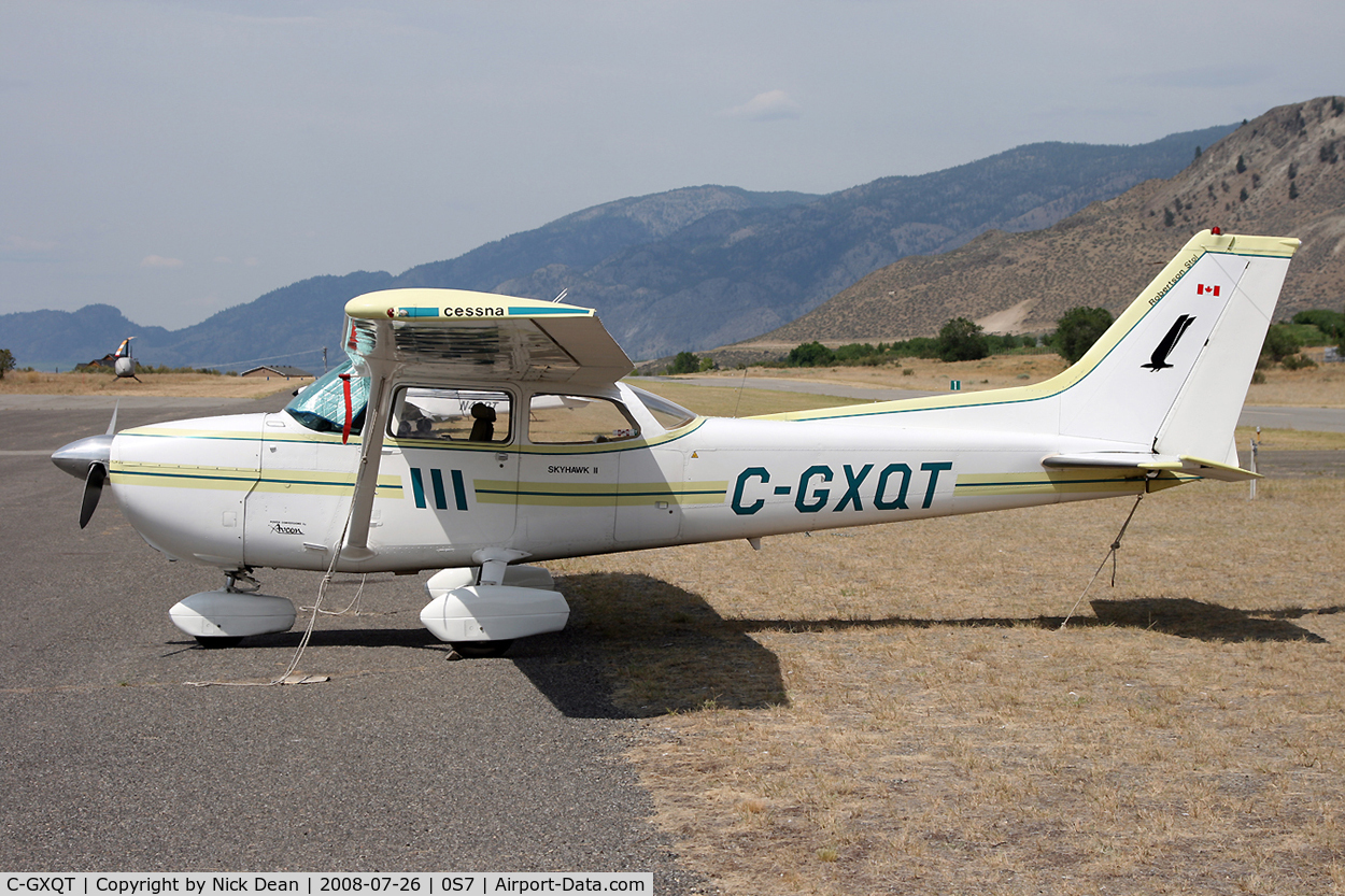C-GXQT, 1977 Cessna 172N C/N 17269226, /