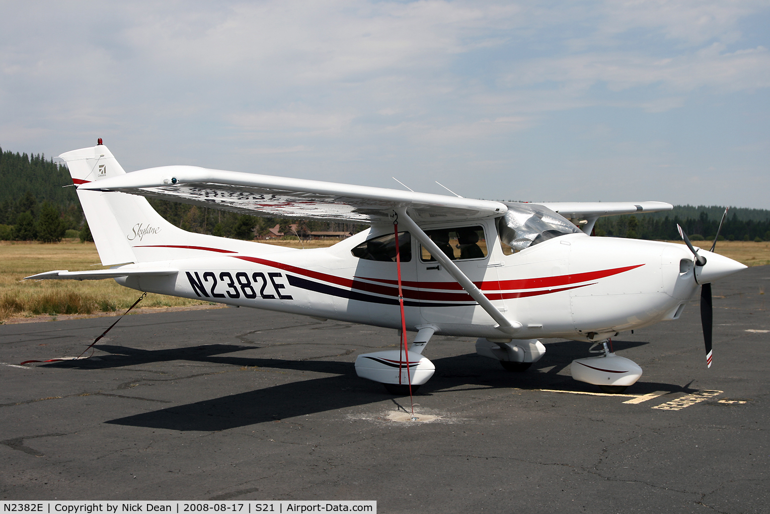 N2382E, 1999 Cessna 182S Skylane C/N 18280472, /