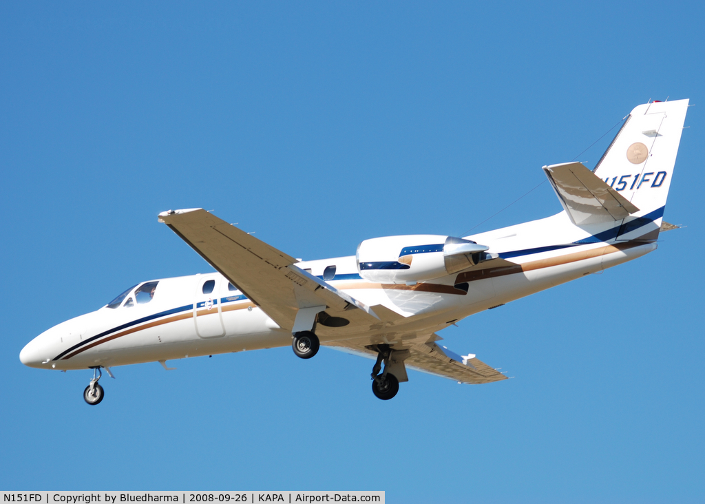 N151FD, 2004 Cessna 550 Citation Bravo C/N 550-1087, On final approach to 17L.