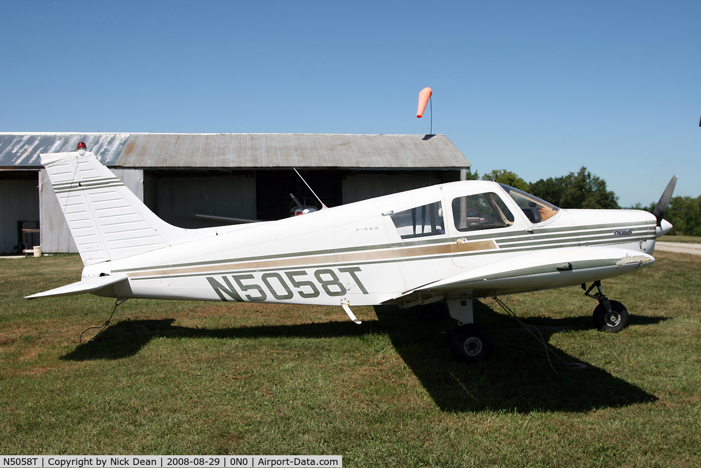N5058T, 1972 Piper PA-28-140 C/N 28-7225339, /