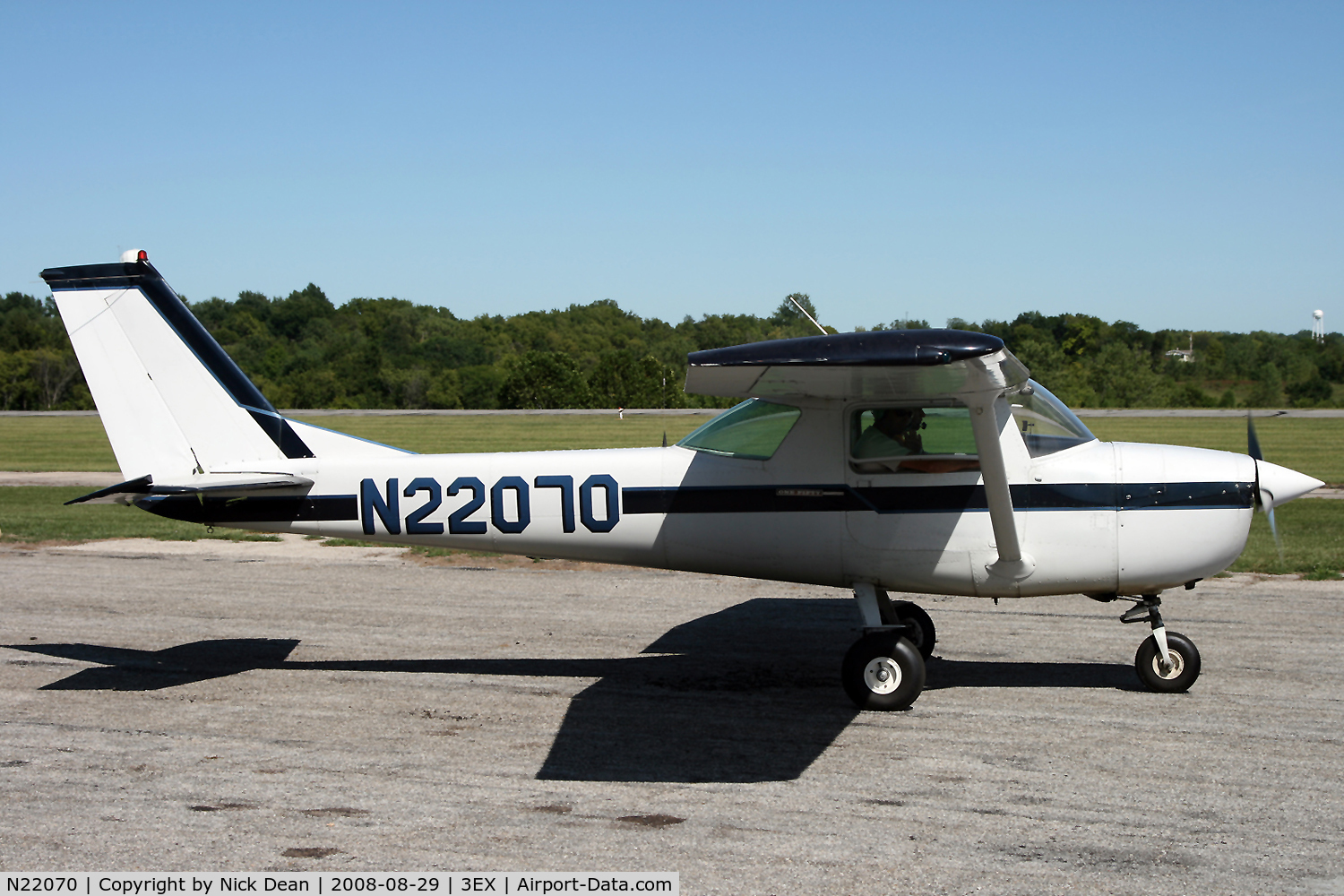 N22070, 1967 Cessna 150H C/N 15068043, /