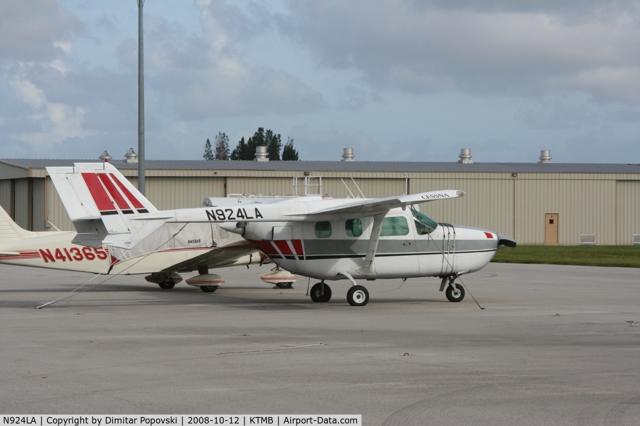 N924LA, 1973 Cessna 337G Super Skymaster C/N 33701501, Tamiami Airport