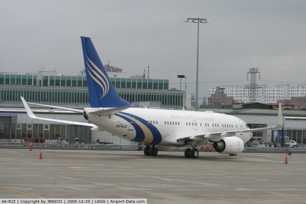 A6-RJZ, 1999 Boeing 737-7Z5 BBJ C/N 29269, Boeing 737-7Z5 (BBJ)