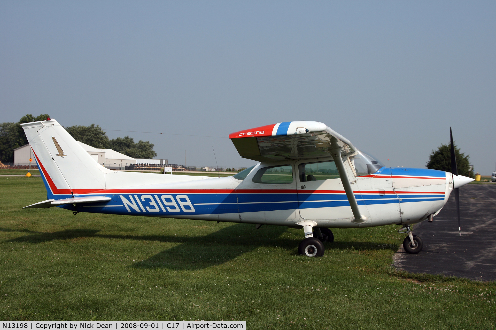 N13198, 1973 Cessna 172M C/N 17262565, /