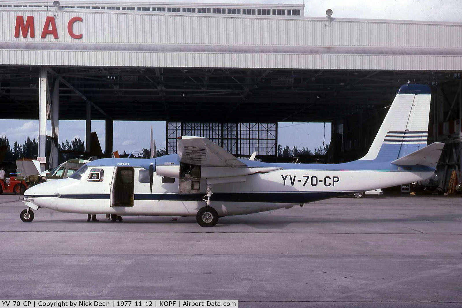 YV-70-CP, Aero Commander 680 C/N 1356-35, Scanned from a slide