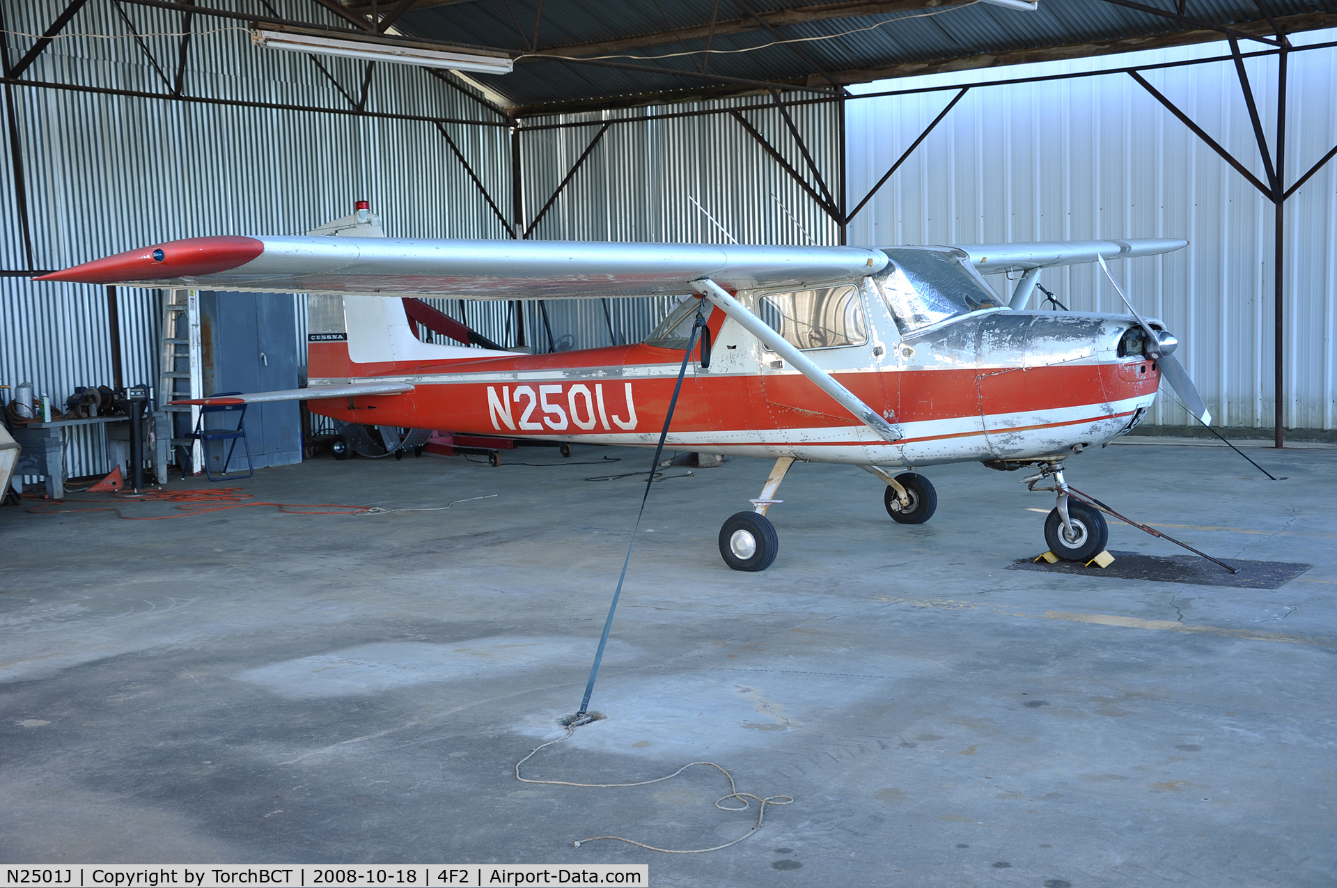 N2501J, 1964 Cessna 150E C/N 15061001, Early Cessna 150 at Panola County.