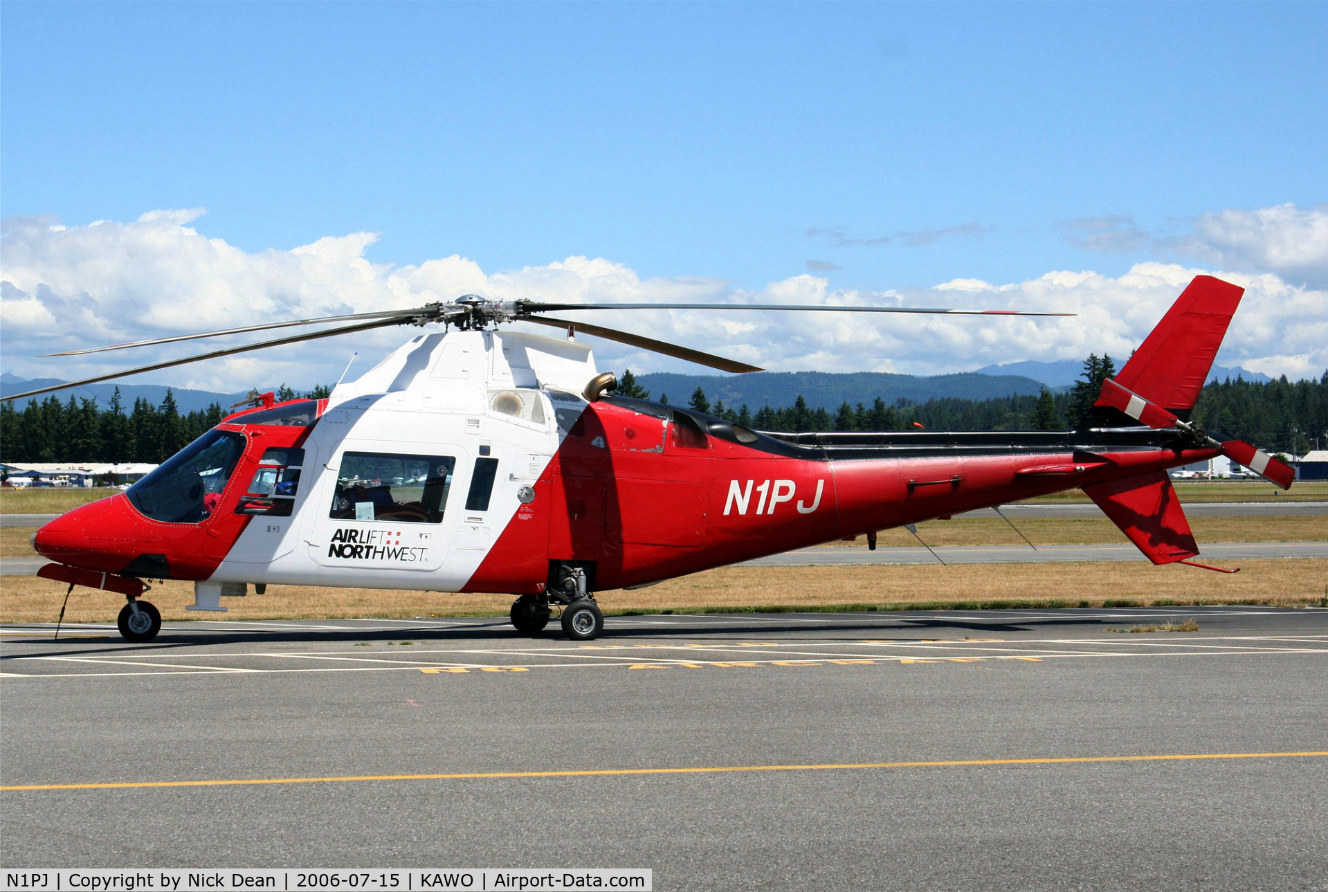 N1PJ, 1985 Agusta A109A II C/N 7262, /