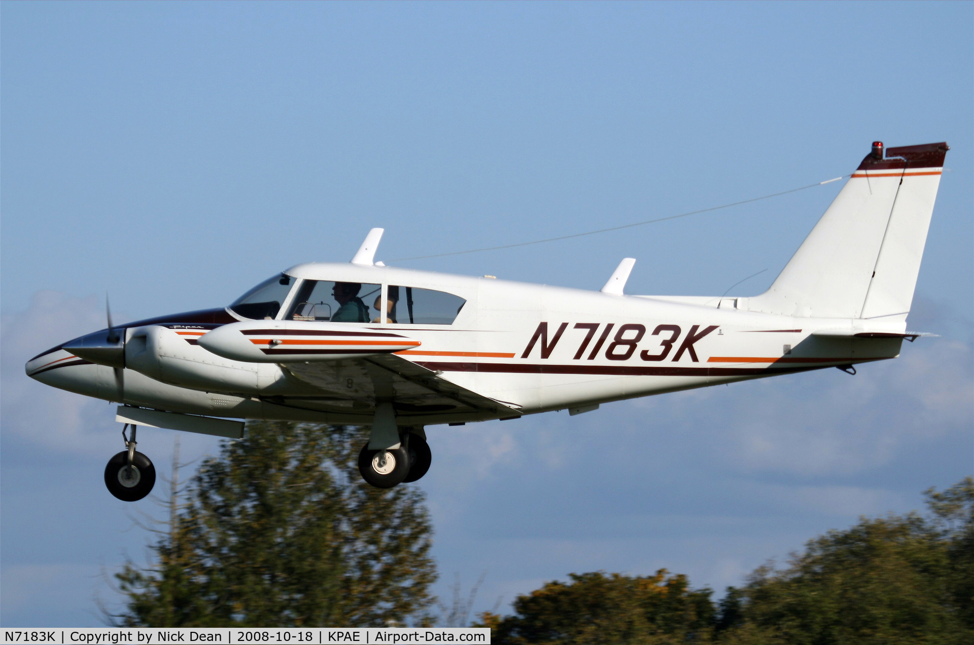 N7183K, 1963 Piper PA-30 Twin Comanche Twin Comanche C/N 30-207, KPAE