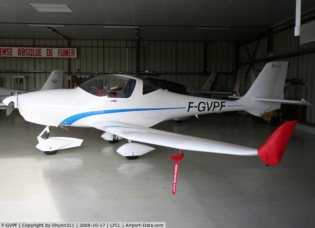 F-GVPF, Aquila A210 (AT01) C/N AT01-163, Inside ISAE hangar...