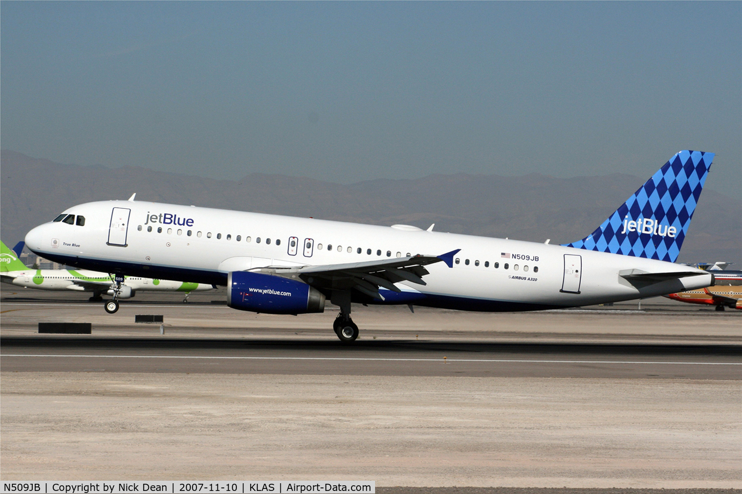 N509JB, 2000 Airbus A320-232 C/N 1270, /