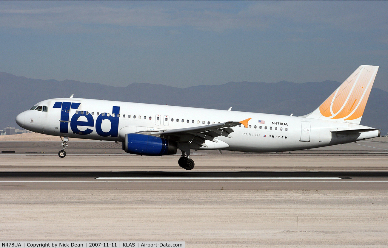 N478UA, 2001 Airbus A320-232 C/N 1533, /