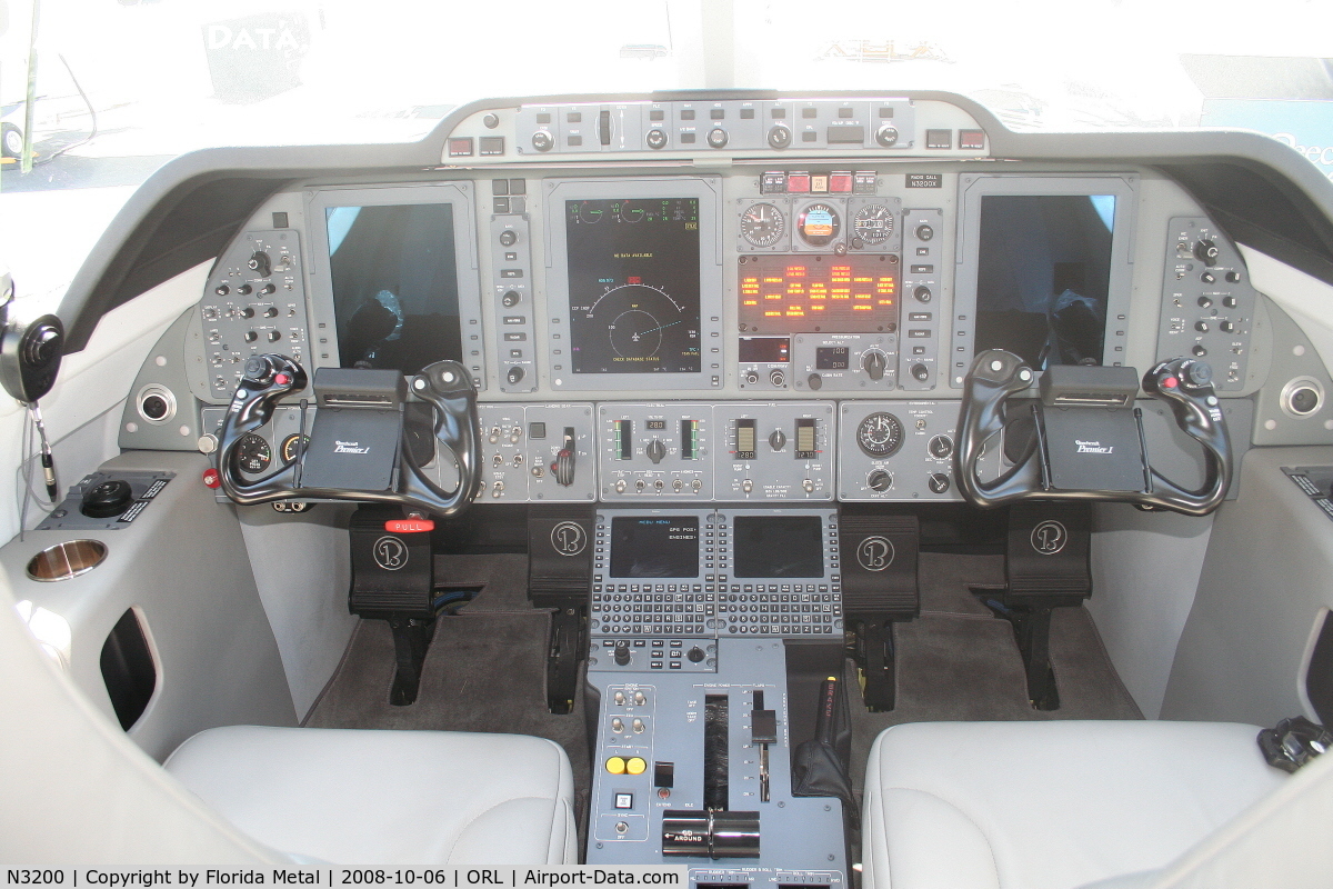 N3200, 2012 Beechcraft Premier II (Hawker 200) C/N Not found N3200, Beech Premier at NBAA