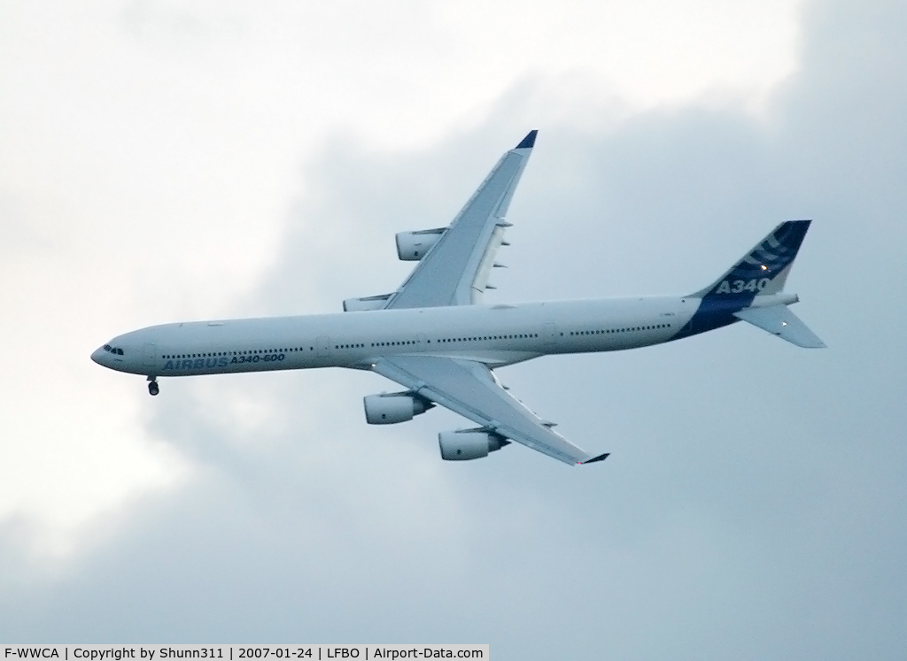 F-WWCA, 2001 Airbus A340-642 C/N 360, Heavy turn !!!