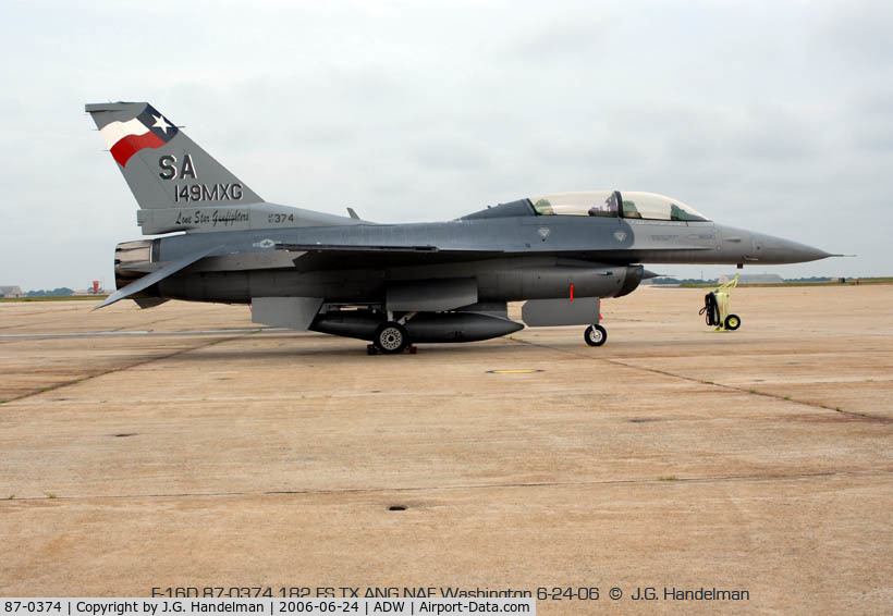 87-0374, 1987 General Dynamics F-16D Fighting Falcon C/N 5D-68, at NAF Washington