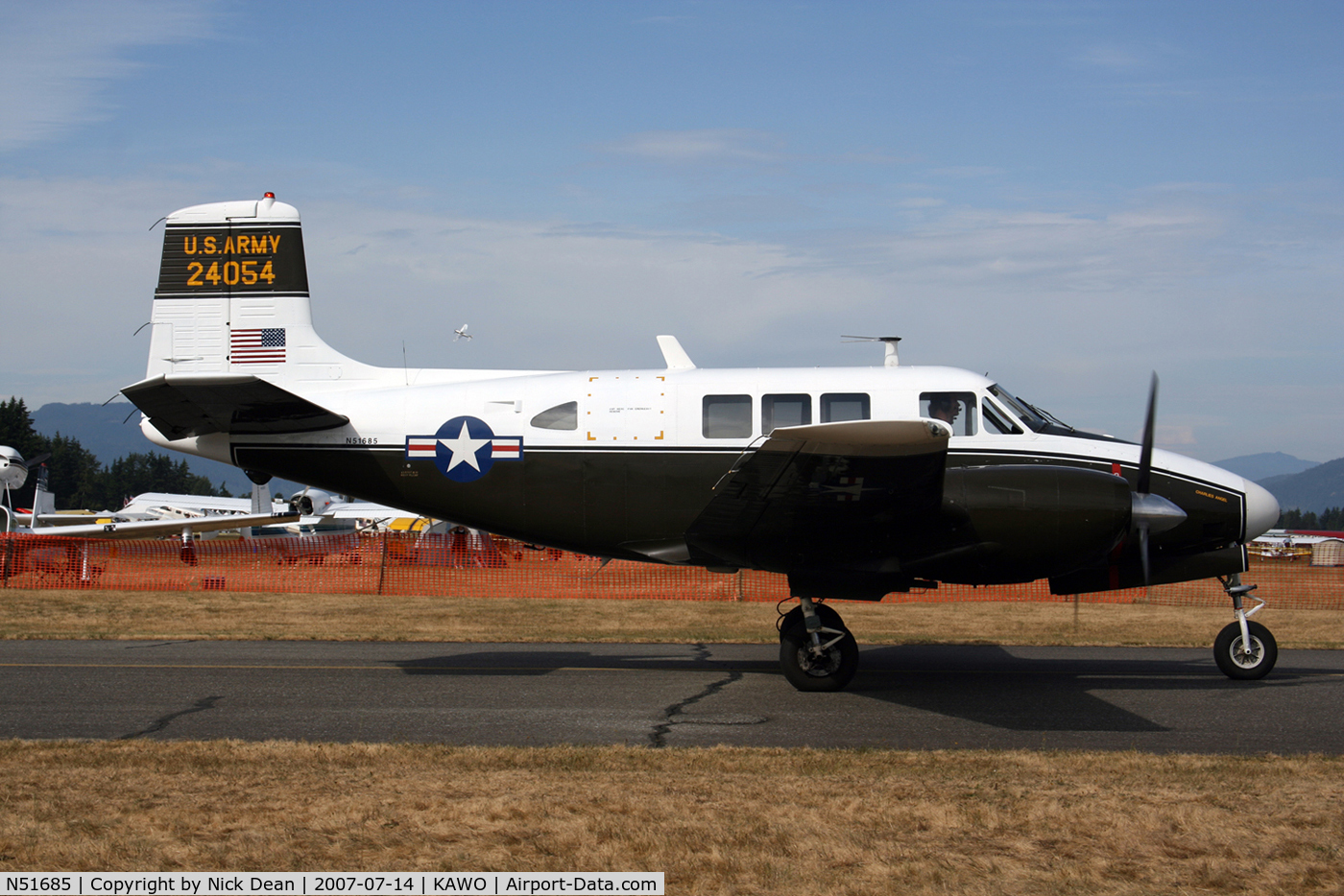 N51685, Beech 65 Queen Air C/N LC-40, /