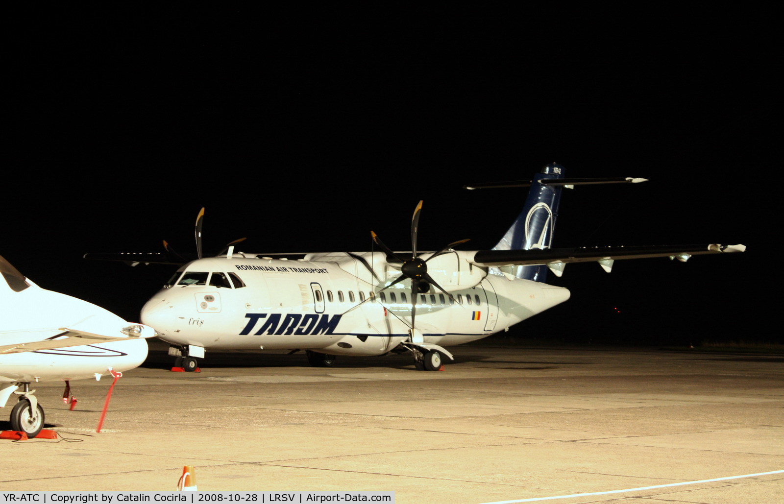 YR-ATC, 1998 ATR 42-512 C/N 589, Overnight stop at SCV