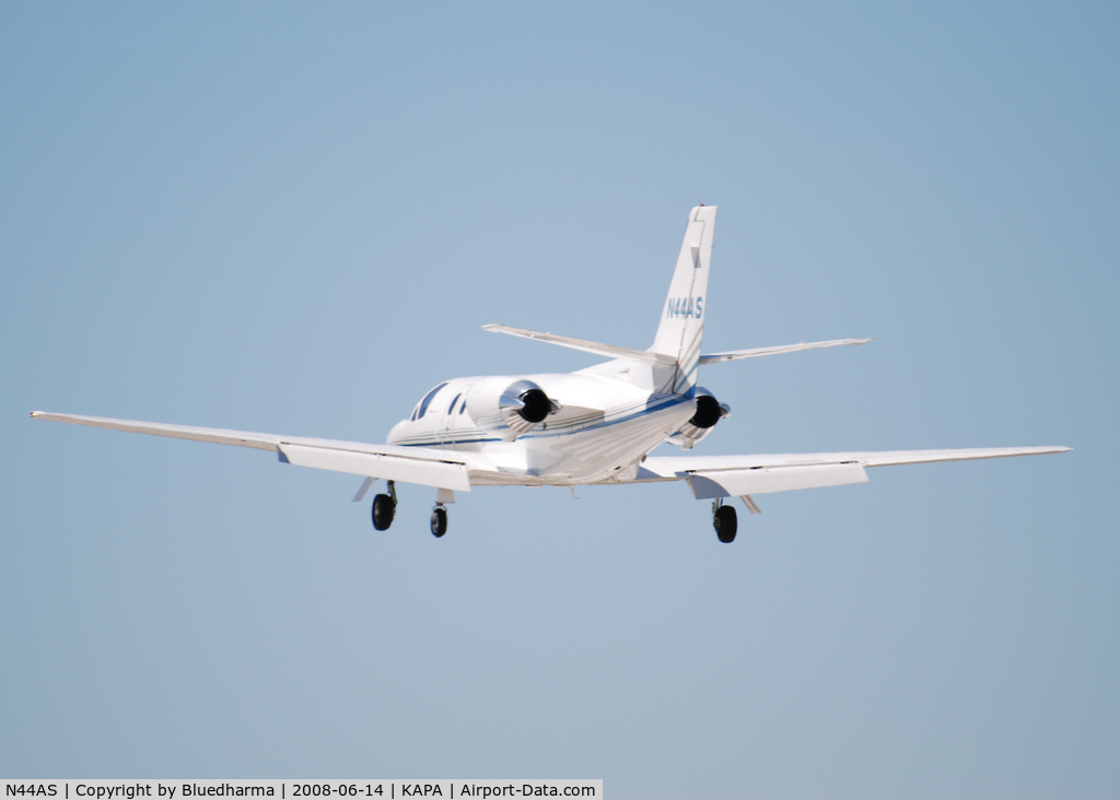 N44AS, 1979 Cessna 550 Citation II C/N 550-0047, On final approach to 17L.