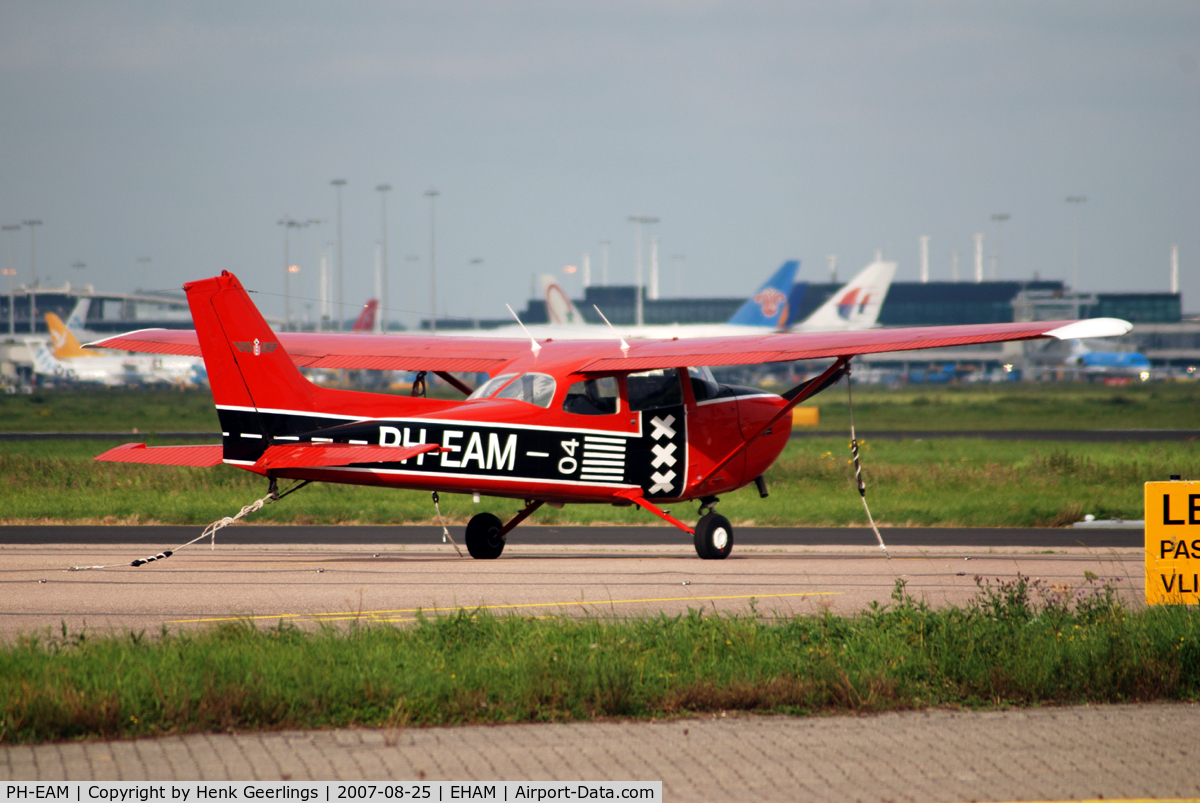 PH-EAM, 1977 Reims F172N Skyhawk C/N 1602, Schiphol - East