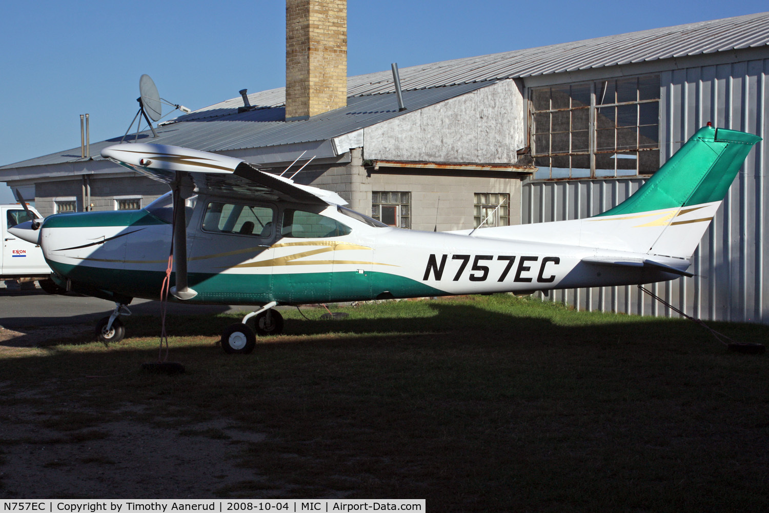N757EC, 1979 Cessna TR182 Turbo Skylane RG C/N R18201220, visitor, Cessna TR182, serial R18201220