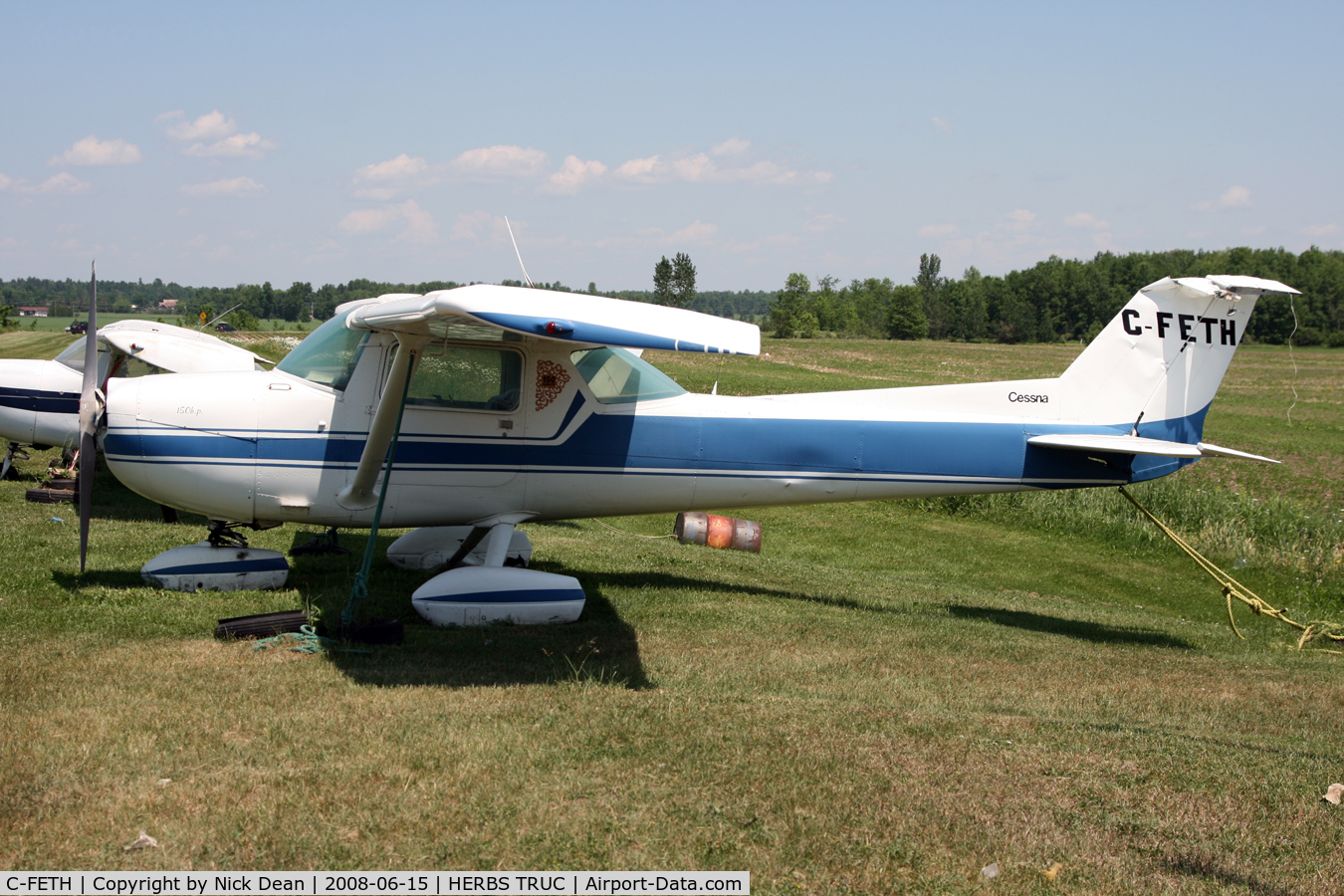 C-FETH, 1976 Cessna 150M C/N 15077833, /