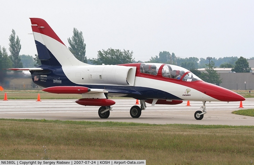N6380L, 1983 Aero L-39 Albatros C/N 332502, EAA AirVenture 2007
