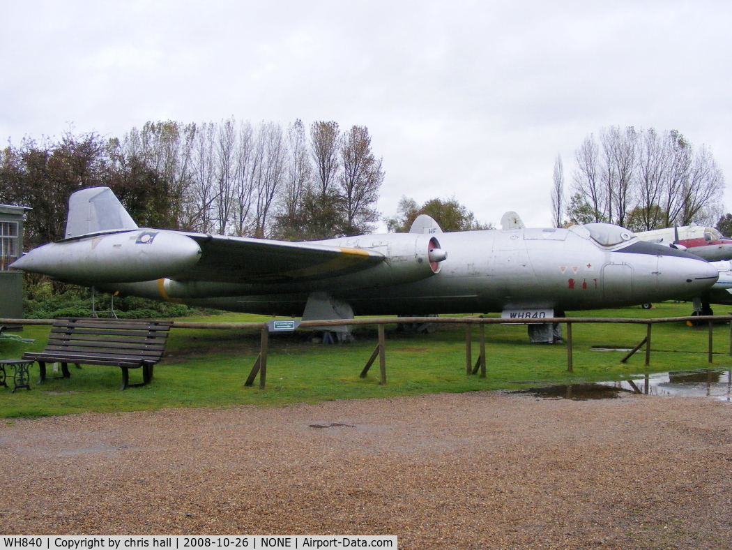 WH840, 1954 English Electric Canberra T.4 C/N EEP71278, Norfolk & Suffolk Aviation Museum