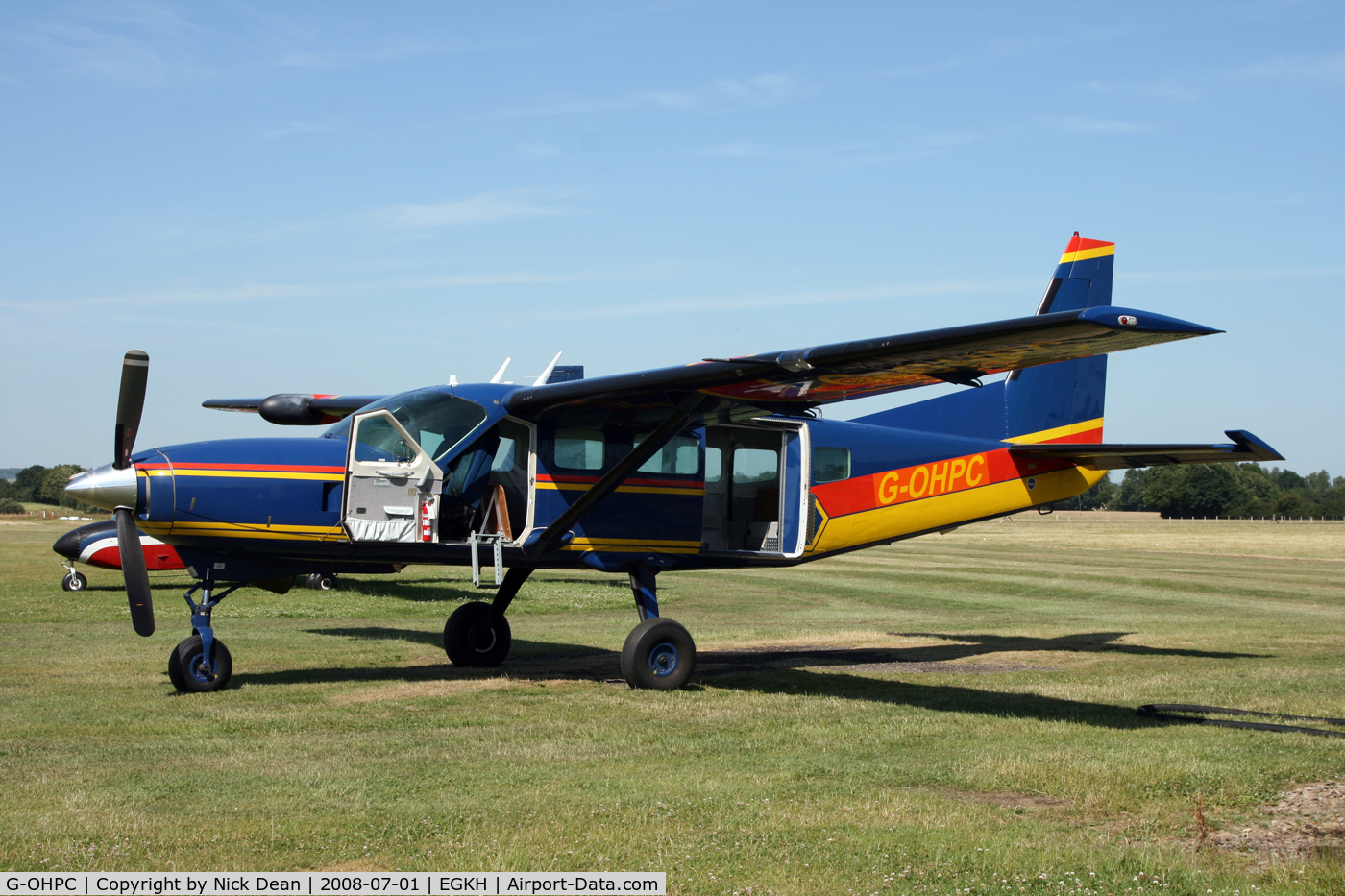 G-OHPC, 1992 Cessna 208 Caravan I C/N 20800224, 208-00224 Golf-oscar headcorn parachute club