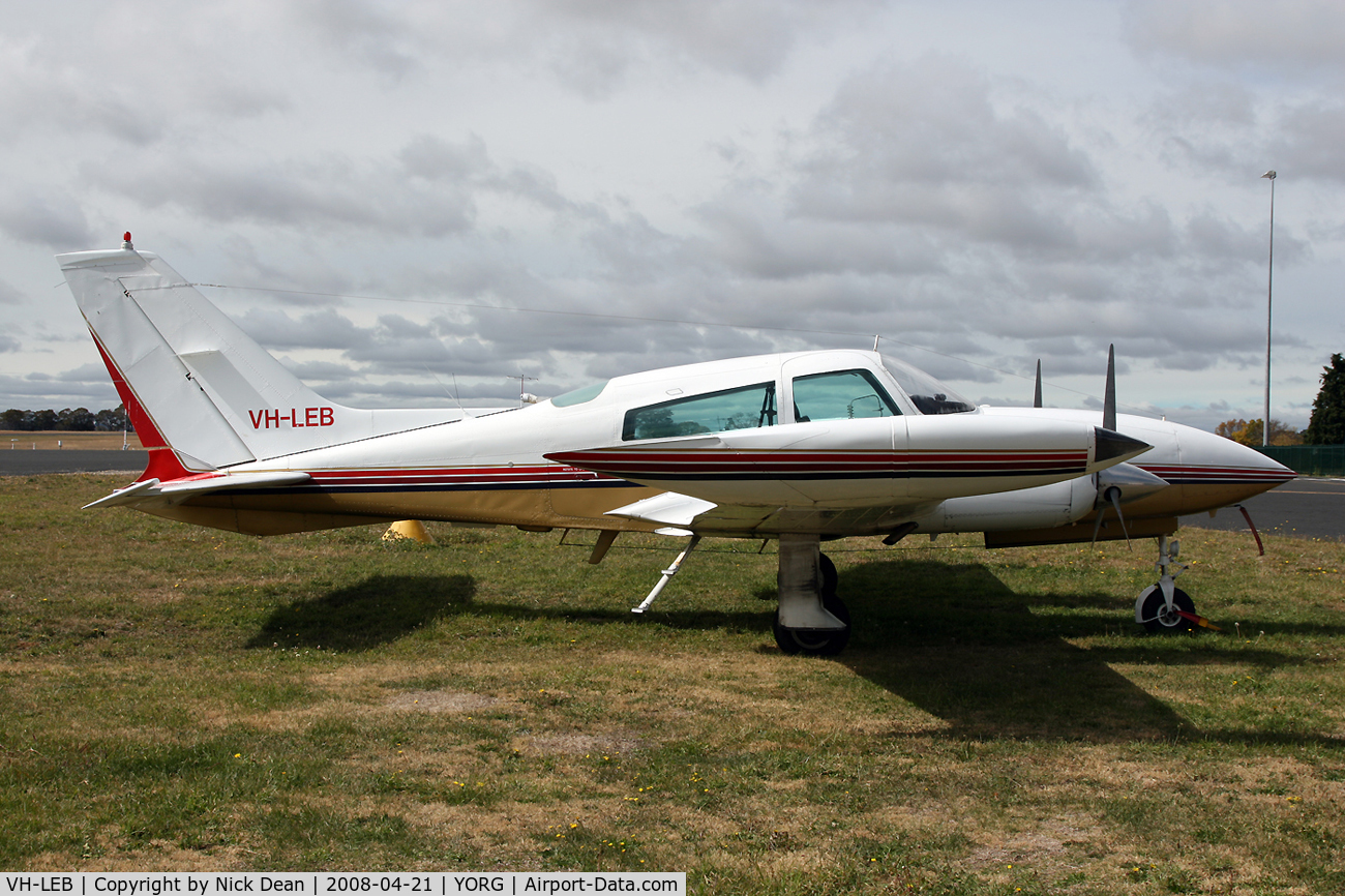 VH-LEB, 1977 Cessna 310R C/N 310R0997, /