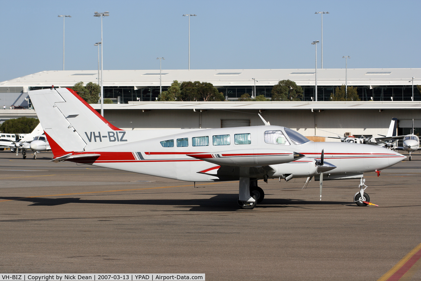 VH-BIZ, 1974 Cessna 402B Businessliner C/N 402B0622, /