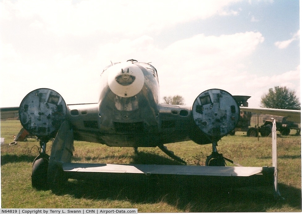 N64819, 1943 Beech RC-45J Expeditor C/N 5834, Being used for parts for another aircraft.