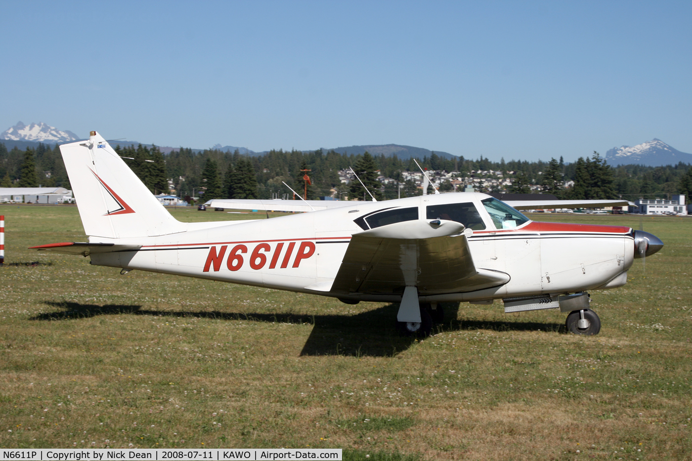 N6611P, 1960 Piper PA-24 C/N 24-1732, .